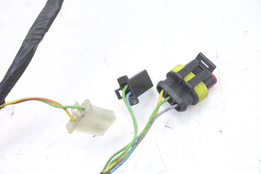 photo de WIRE HARNESS PEUGEOT SATELIS 125 (2013 - 2018) - Component zoom