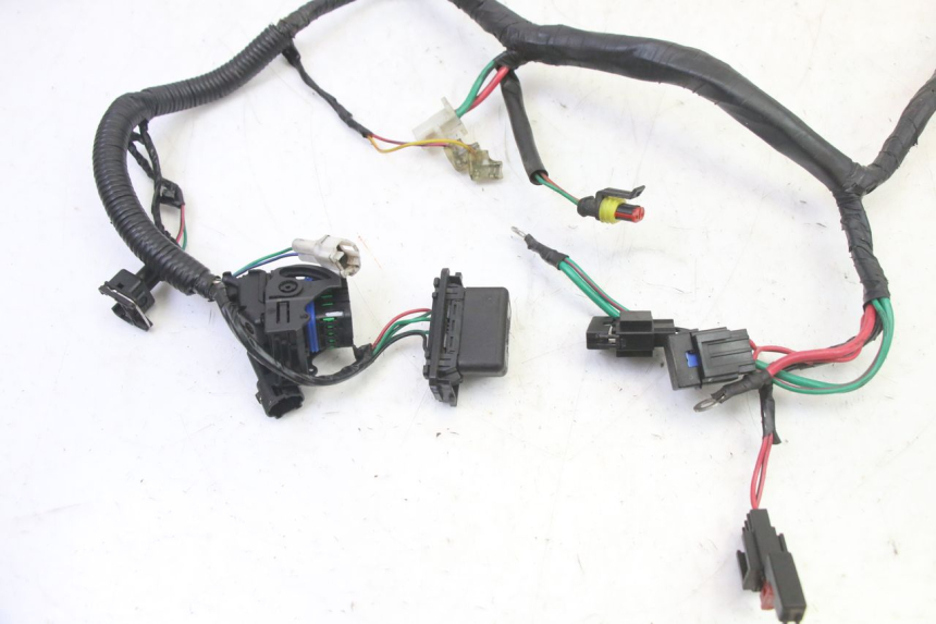 photo de WIRE HARNESS PEUGEOT STREETZONE I 2T 50 (2018 - 2020) - Alternative perspective