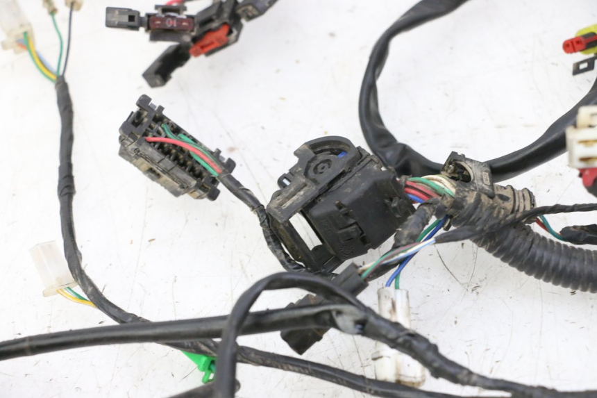 photo de WIRE HARNESS PEUGEOT STREETZONE I NAKED 2T 50 (2018 - 2020) - Fixing points details