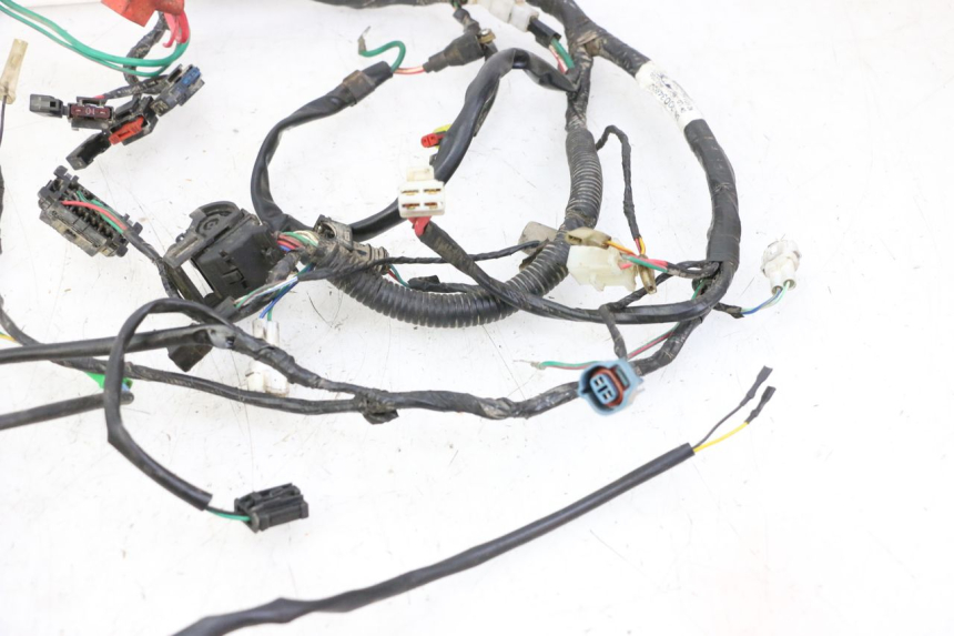 photo de WIRE HARNESS PEUGEOT STREETZONE I NAKED 2T 50 (2018 - 2020) - Surface and material condition