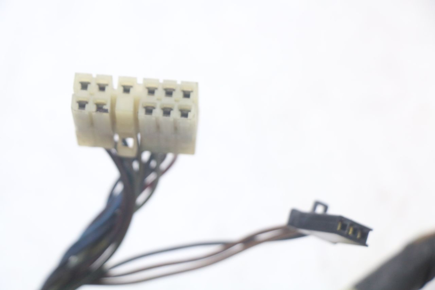 photo de HEADLIGHT WIRING HARNESS YAMAHA FJ 3CX 1200 (1986 - 1996) - Checked used part