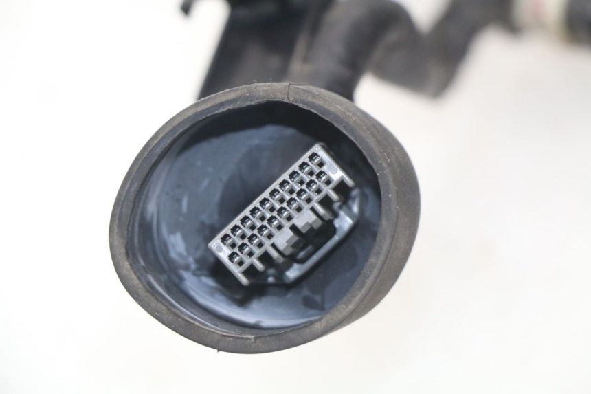 photo de FRONT FAIRING WIRE HARNESS YAMAHA FJR ABS 1300 (2006 - 2012) - Product overview