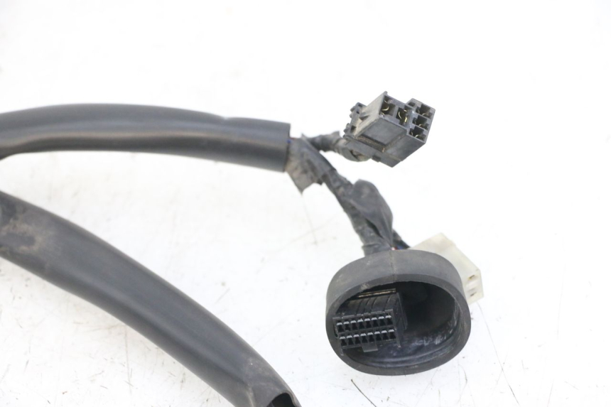 photo de FRONT FAIRING WIRE HARNESS YAMAHA FZS FAZER 600 (2001 - 2003) - Alternative perspective