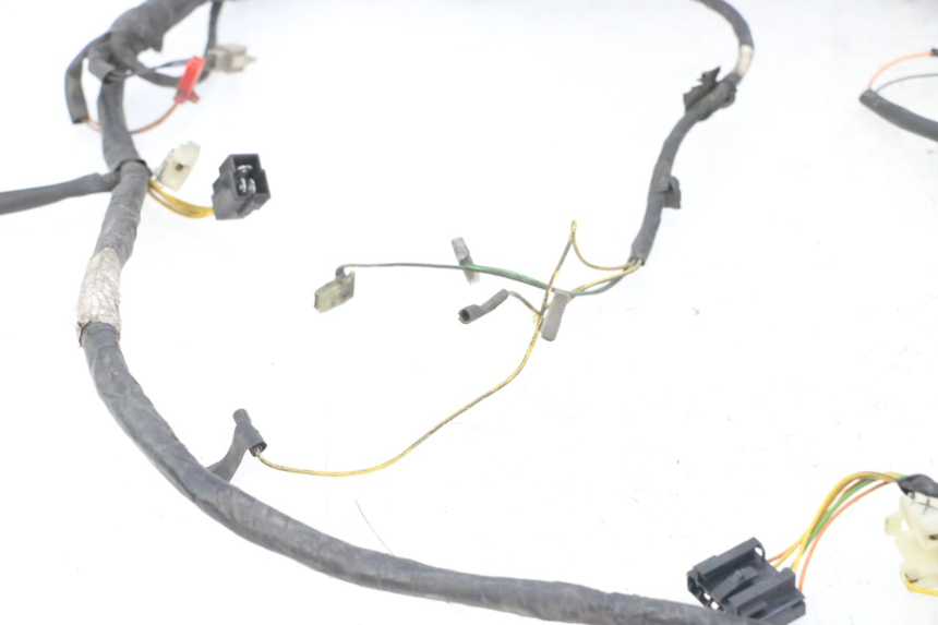 photo de WIRING HARNESS SUZUKI UH BURGMAN 125 (2002 - 2006) - Surface and material condition