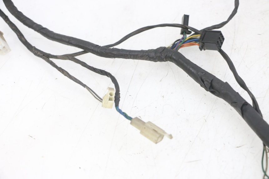 photo de WIRING HARNESS PEUGEOT VIVACITY NEW 2T 50 (2008 - 2017) - Alternative angle