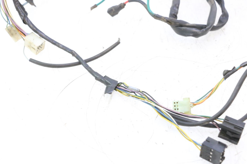 photo de WIRE HARNESS PEUGEOT VIVACITY 50 (1998 - 2003) - Surface and material condition