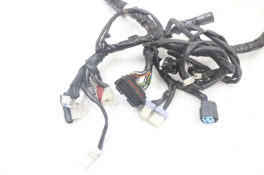 photo de WIRING HARNESS YAMAHA XMAX X-MAX ABS 125 (2017 - 2020) - Zoom on usage condition