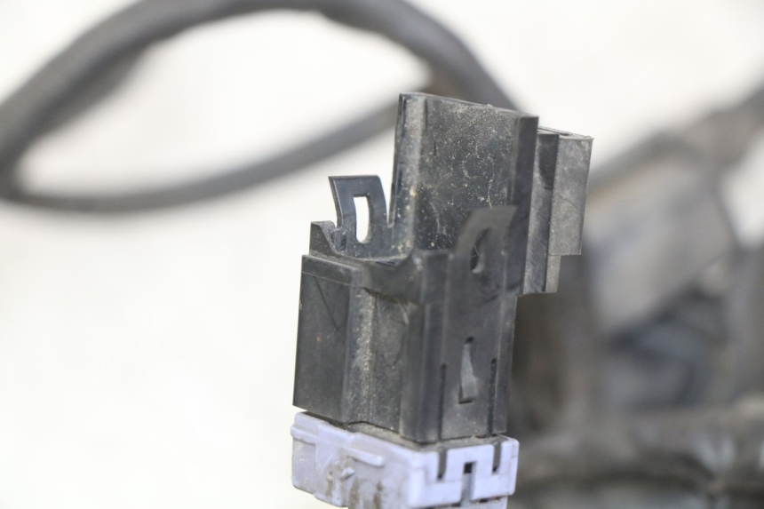 photo de WIRING HARNESS YAMAHA XMAX X-MAX 125 (2006 - 2009) - Technical close-up