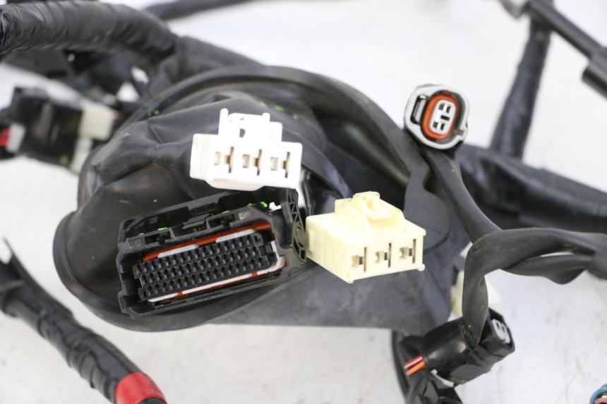 photo de WIRE HARNESS YAMAHA XMAX X-MAX 125 (2021 - 2025) - Technical close-up