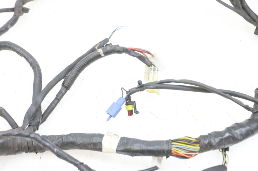 photo de WIRING HARNESS YAMAHA X-MAX XMAX 125 (2010 - 2013) - Zoom on usage condition