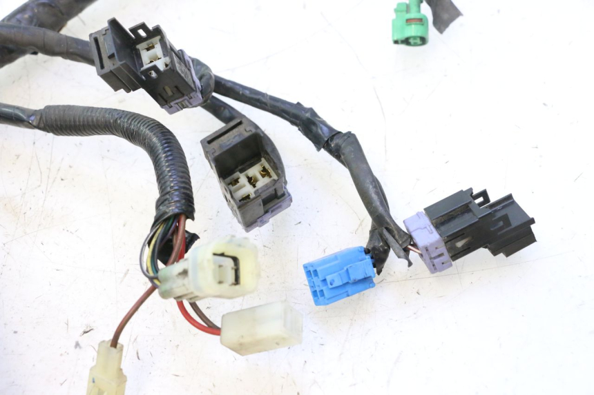 photo de WIRING HARNESS YAMAHA X-MAX XMAX 125 (2010 - 2013) - Surface and material condition