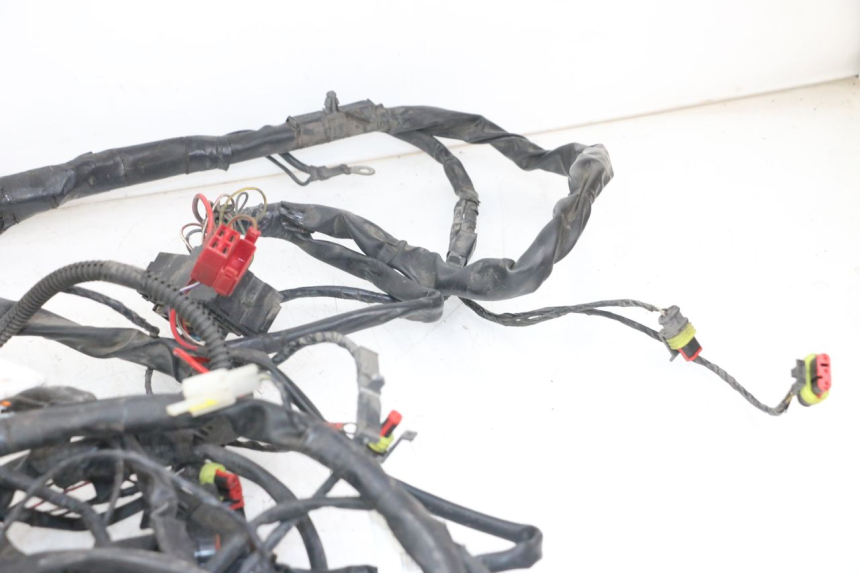 photo de WIRING HARNESS PIAGGIO X10 125 (2012 - 2017) - Component zoom