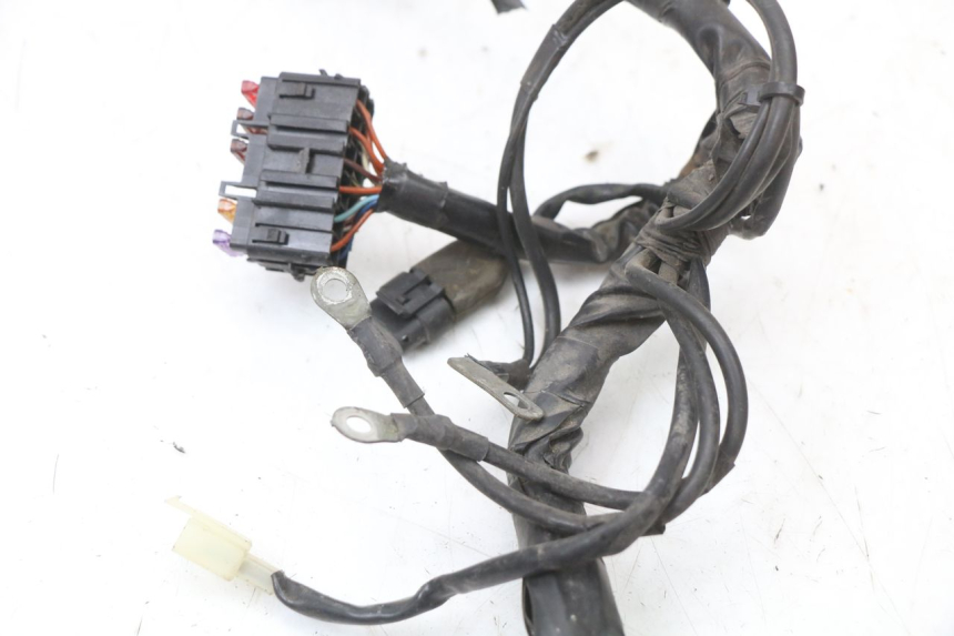 photo de WIRING HARNESS PIAGGIO XEVO - X EVO 125 (2007 - 2017) - Surface and material condition