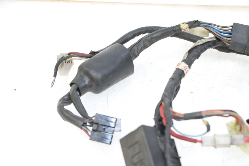 photo de WIRE HARNESS YAMAHA XJ600 XJ DIVERSION 600 (1992 - 1997) - Technical close-up