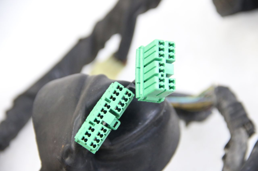 photo de WIRE HARNESS YAMAHA XP T-MAX TMAX 500 (2004 - 2007) - Surface and material condition