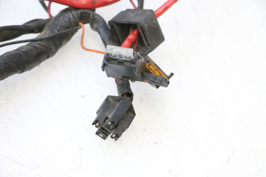 photo de WIRING HARNESS YAMAHA YP MAJESTY 125 (2007 - 2010) - Fixing points details