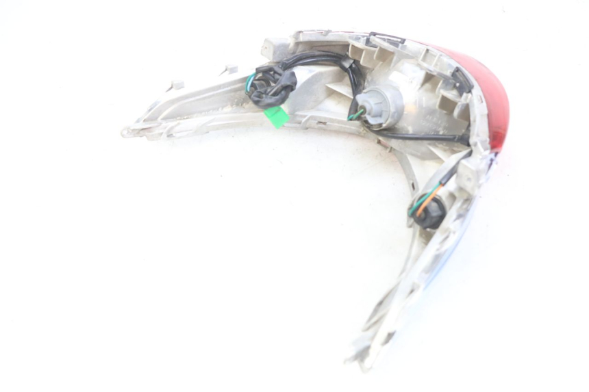 photo de REAR LIGHT KYMCO AGILITY 16+ 4T 50 (2018 - 2023) - Fixing points details