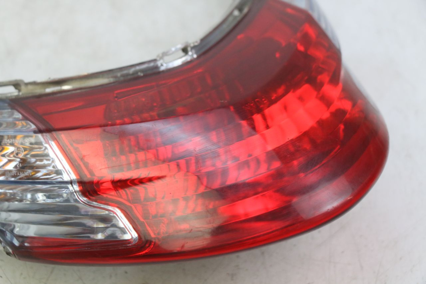 photo de REAR LIGHT KYMCO AGILITY 16+ 4T 50 (2018 - 2023) - Technical close-up