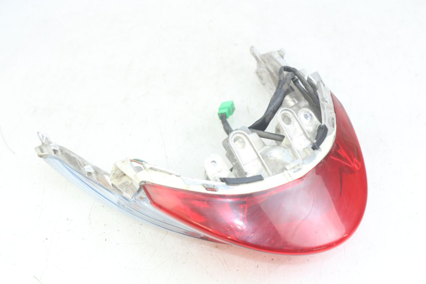 photo de REAR LIGHT KYMCO AGILITY 16+ 4T 50 (2018 - 2023) - Technical close-up