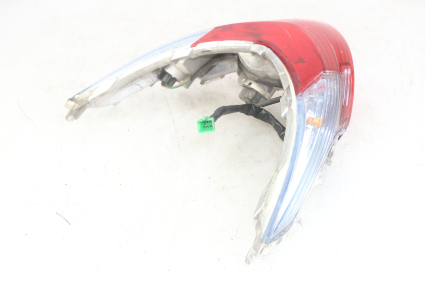 photo de REAR LIGHT KYMCO AGILITY 16+ 4T 50 (2018 - 2023) - Surface and material condition