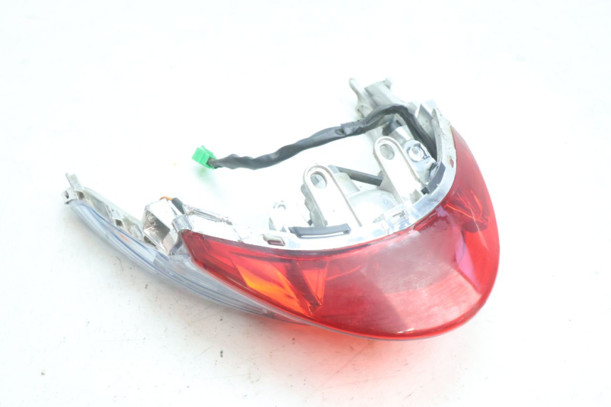 photo de REAR LIGHT KYMCO AGILITY 16+ 4T 50 (2018 - 2023) - Fixing points details