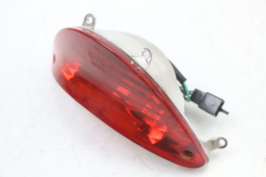 photo de REAR LIGHT KYMCO AGILITY 4T 50 (2005 - 2018) - Zoom on usage condition