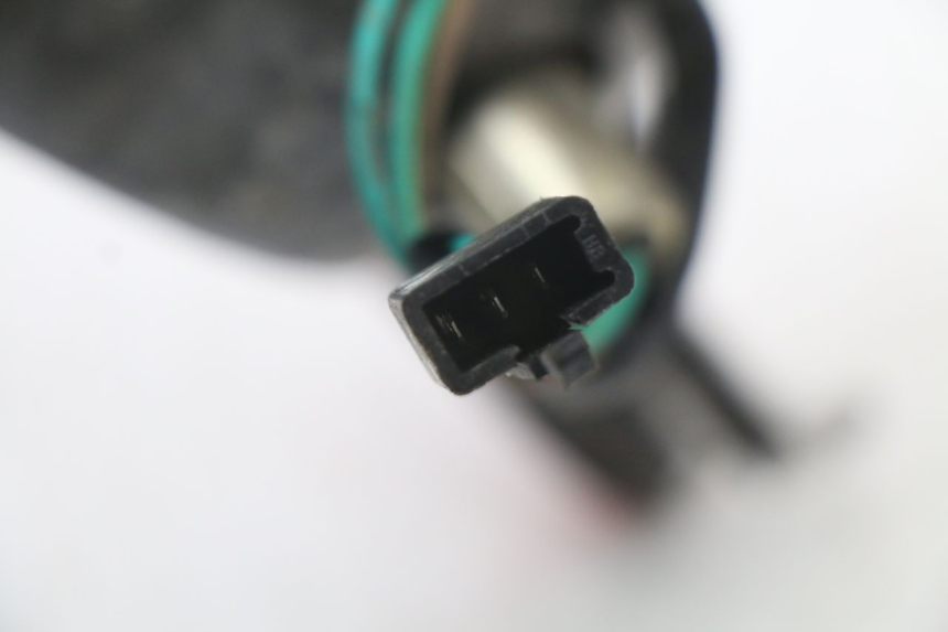 photo de REAR LIGHT KYMCO AGILITY 4T 50 (2005 - 2018) - Fixing points details