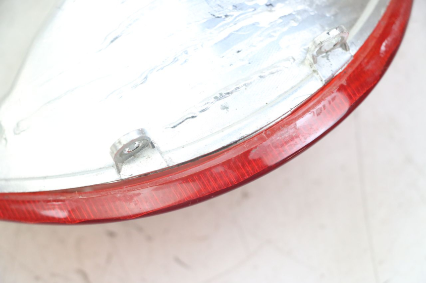 photo de REAR LIGHT KYMCO AGILITY 4T 50 (2018 - 2022) - Zoom on usage condition