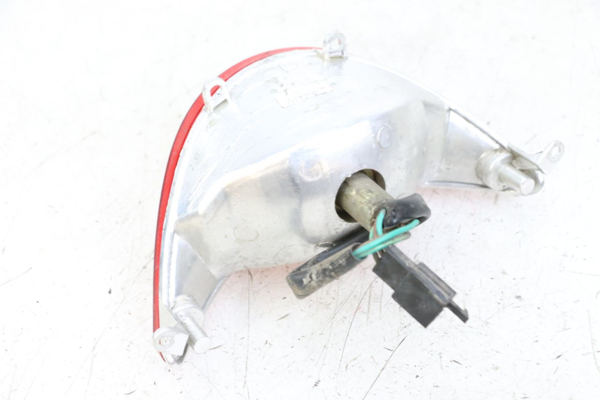 photo de REAR LIGHT KYMCO AGILITY 4T 50 (2018 - 2022) - Fixing points details