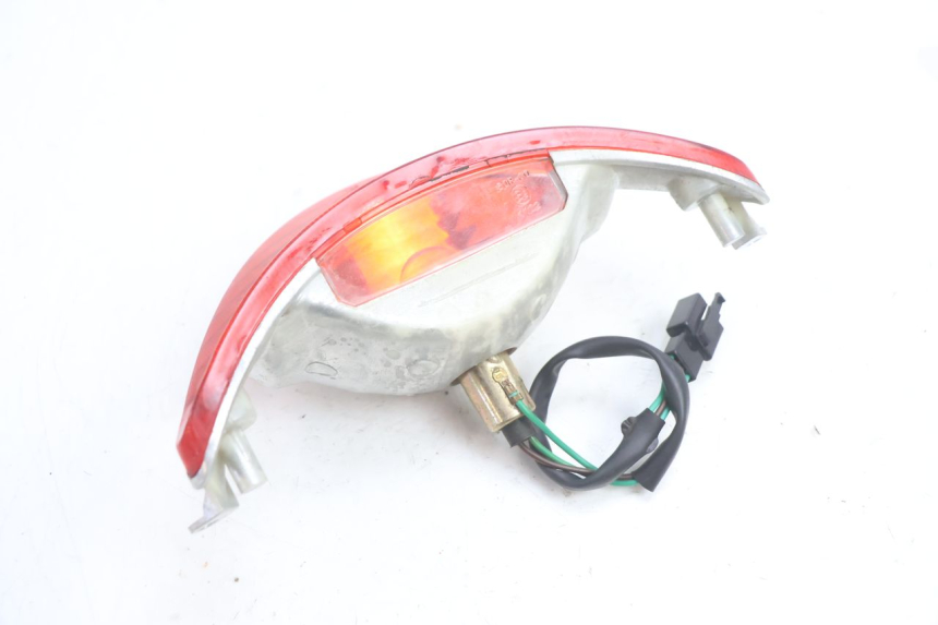photo de TAIL LIGHT KYMCO AGILITY PREMIUM 50 (2007 - 2010) - Zoom on usage condition