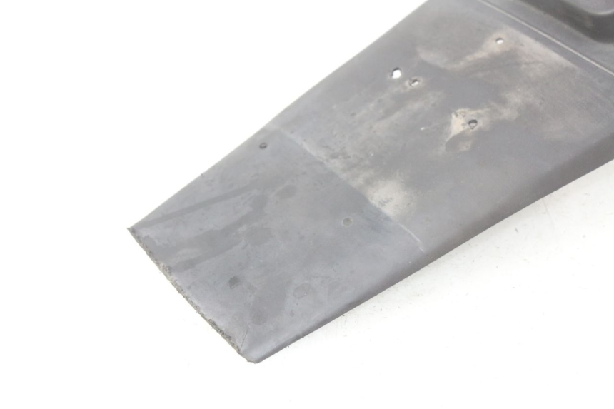 photo de TAIL LIGHT MBK BOOSTER NEXT GENERATION 50 (2004 - 2007) - Zoom on usage condition