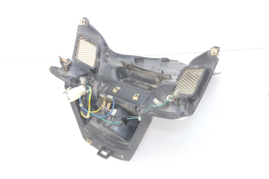 photo de TAIL LIGHT MBK BOOSTER NEXT GENERATION 50 (2004 - 2007) - Technical close-up