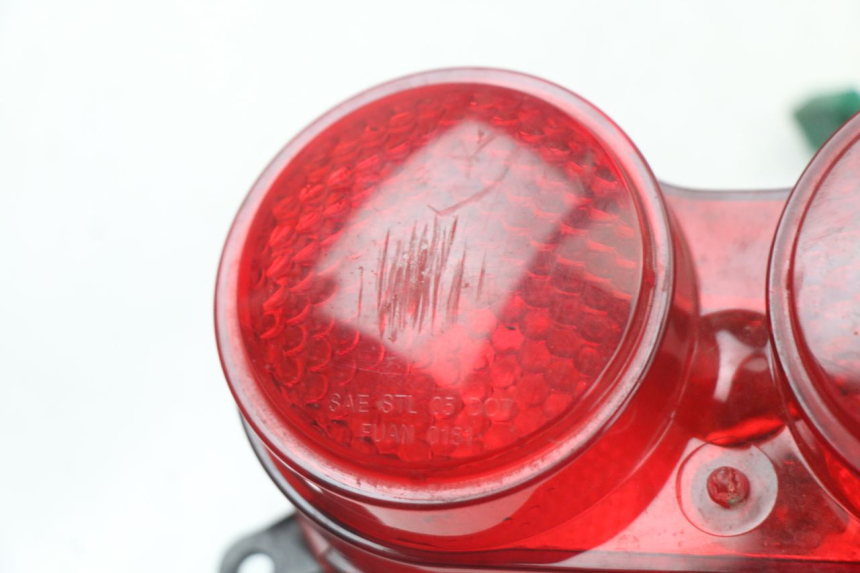 photo de REAR LIGHT YAMAHA BW'S BWS 125 (2010 - 2013) - Technical close-up