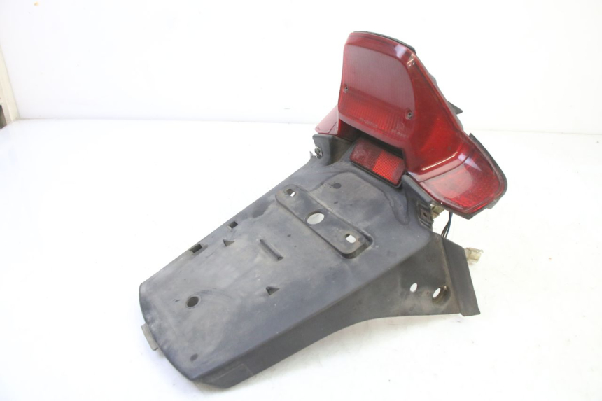 photo de TAIL LIGHT YAMAHA BW'S 100 (1999 - 2002) - Technical close-up