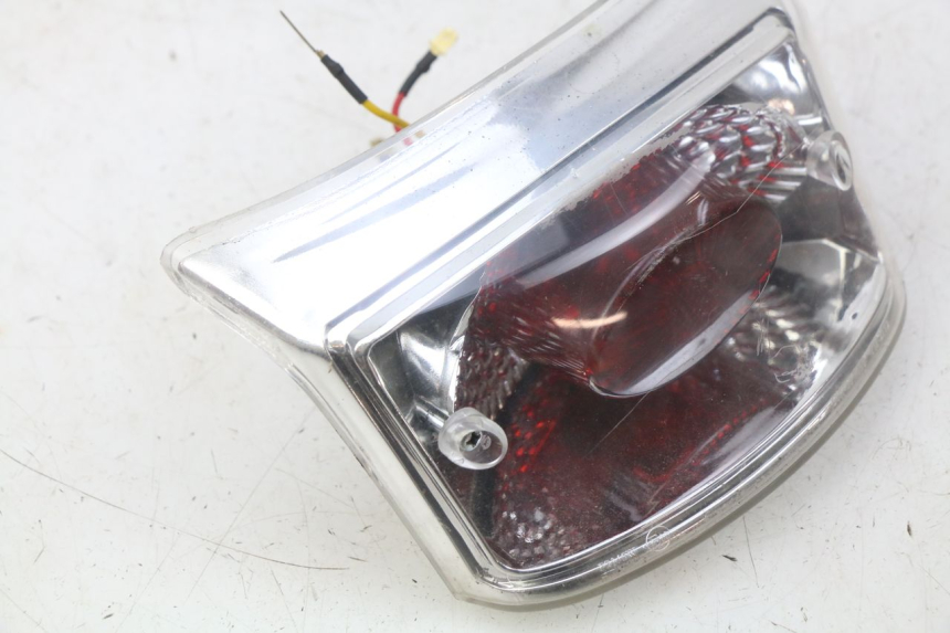 photo de REAR LIGHT YAMAHA BW'S NAKED 50 (2008 - 2019) - Surface and material condition