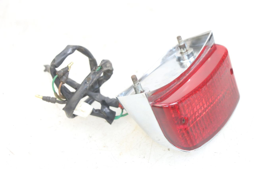 photo de REAR LIGHT HONDA CA REBEL 125 (1995 - 2001) - Technical close-up