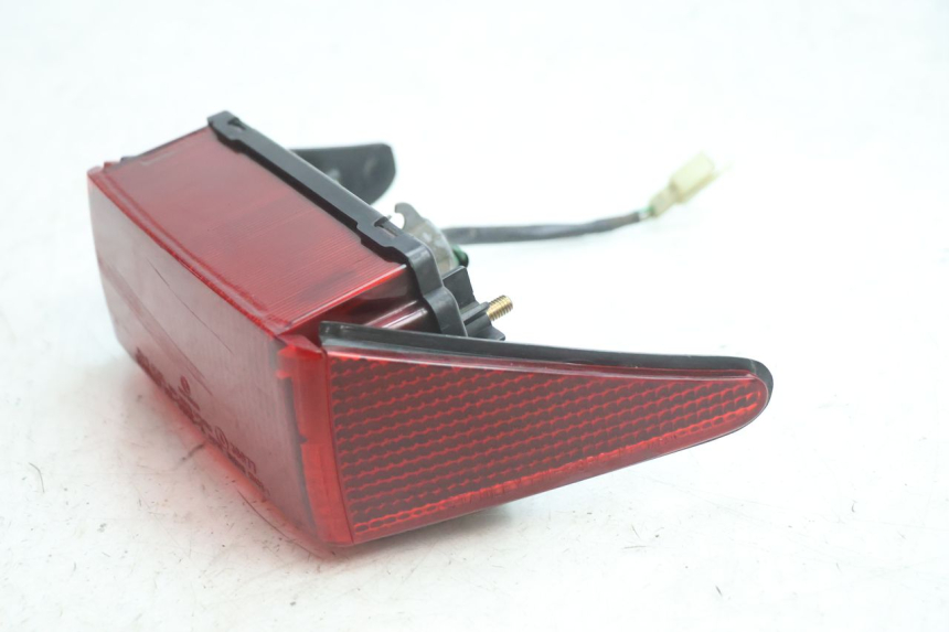 photo de TAIL LIGHT HONDA CB TWO FIFTY 250 (1991 - 2002) - Fixing points details