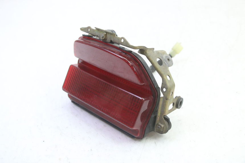 photo de TAIL LIGHT HONDA CBR RR FIREBLADE 900 (1992 - 1994) - Alternative perspective