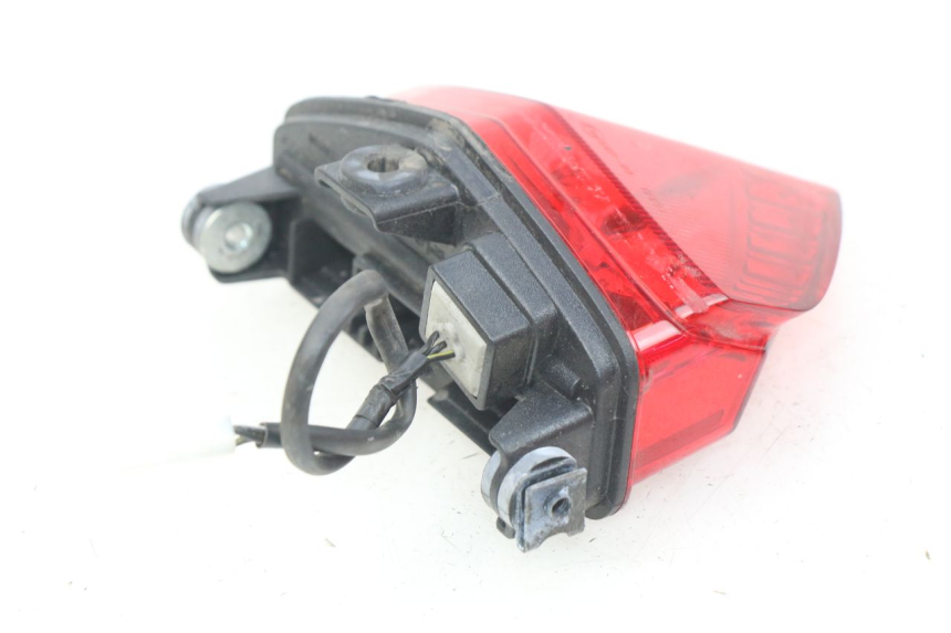 photo de TAIL LIGHT HONDA CBRF CBR-F PC41 600 (2011 - 2013) - Technical close-up