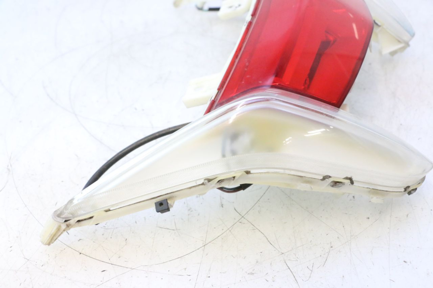 photo de TAIL LIGHT PEUGEOT CITYSTAR 2T 50 (2018 - 2021) - Surface and material condition
