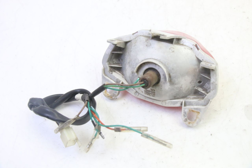 photo de REAR LIGHT SYM CROX 4T 50 (2016 - 2023) - Fixing points details