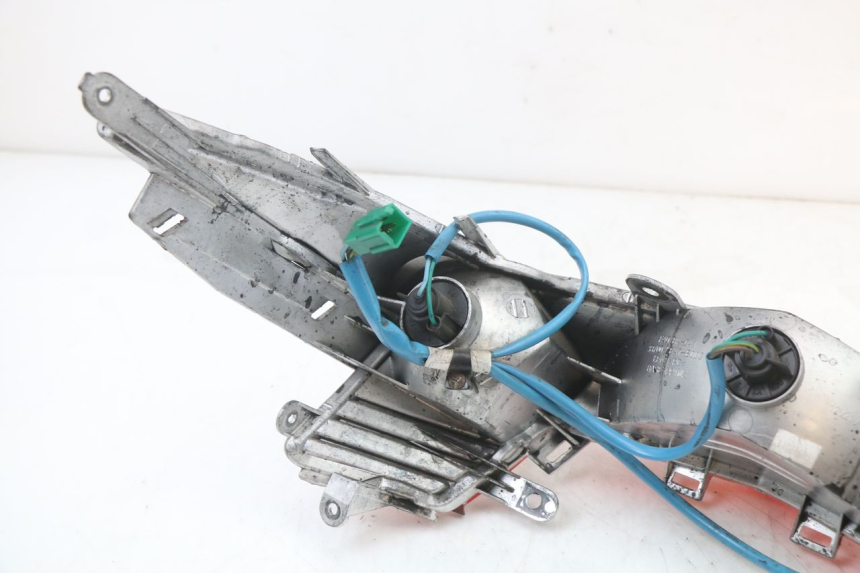 photo de TAIL LIGHT KYMCO DINK STREET ABS 125 (2011 - 2018) - Surface and material condition