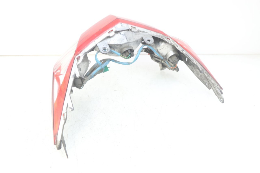 photo de REAR LIGHT KYMCO DINK STREET 125 (2009 - 2014) - Distinctive features