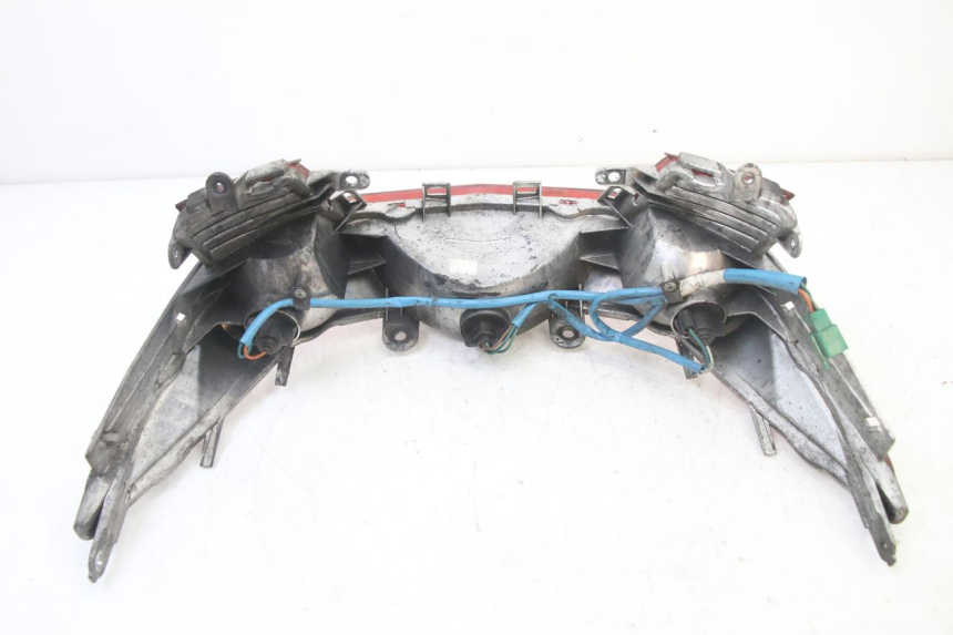 photo de REAR LIGHT KYMCO DINK STREET 125 (2009 - 2014) - Fixing points details