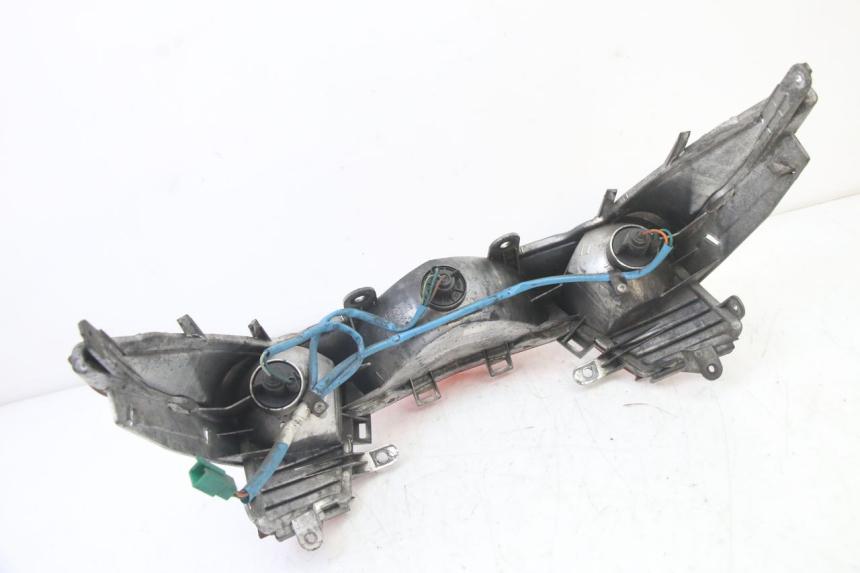 photo de REAR LIGHT KYMCO DINK STREET 125 (2009 - 2014) - Surface and material condition