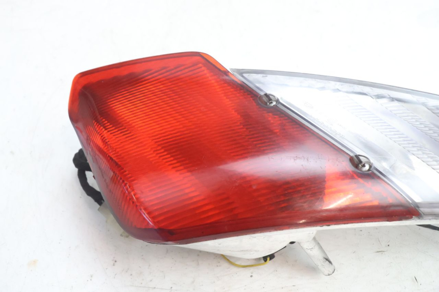 photo de RIGHT TAIL LIGHT APRILIA ATLANTIC S 125 (2010 - 2013) - Component detail