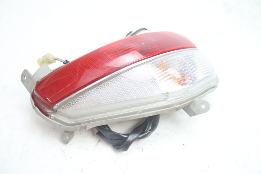 photo de RIGHT TAIL LIGHT SUZUKI BURGMAN EXECUTIVE ABS 650 (2006 - 2012) - Technical close-up