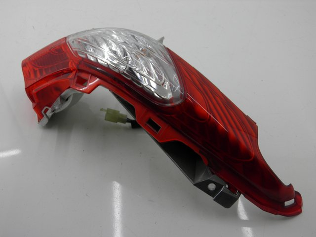 photo de RIGHT TAIL LIGHT HONDA FES S-WING SWING 125 (2007 - 2015) - Main view