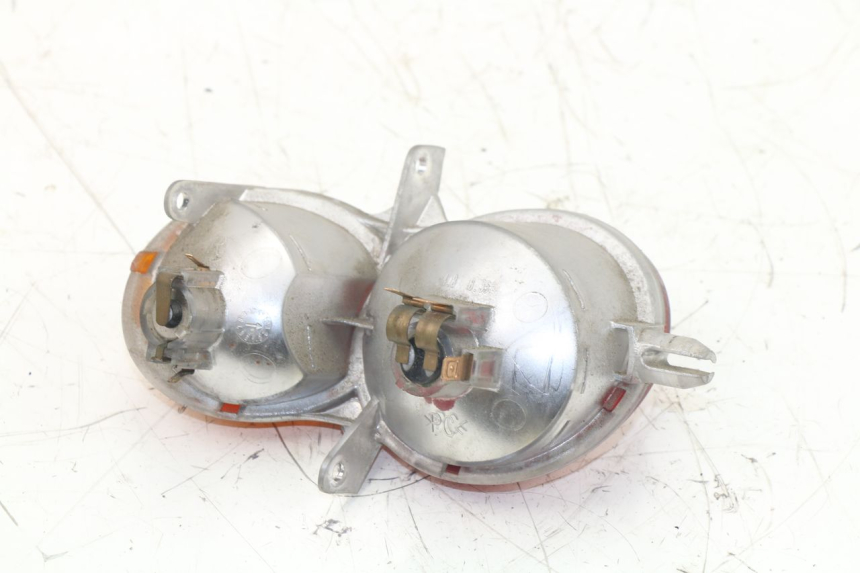 photo de RIGHT TAIL LIGHT MBK SKYLINER 125 (2001 - 2003) - Alternative perspective