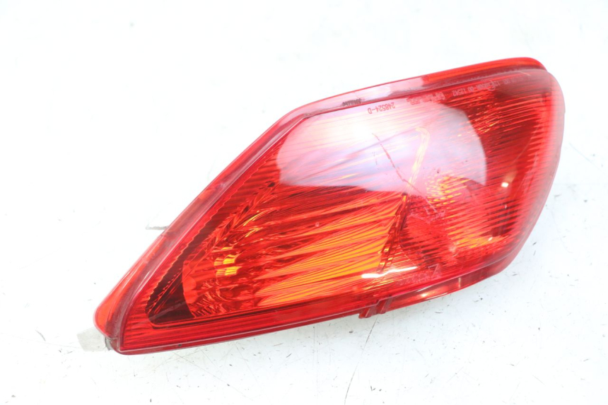 photo de RIGHT TAIL LIGHT PIAGGIO MP3 LT 300 (2010 - 2016) - Surface and material condition